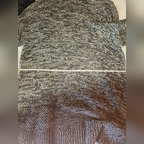 Cozy oversized sweater - Picture 2 of 4